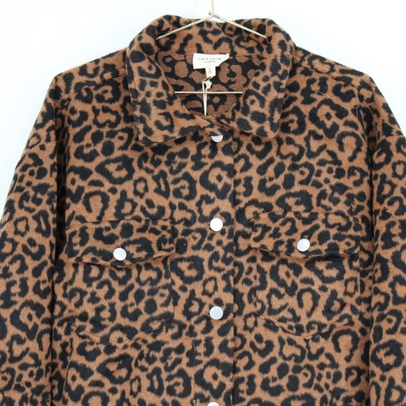 143 Story by Line Up Can’t Be Tamed Animal Print Shacket Size Small NEW - Picture 2 of 5